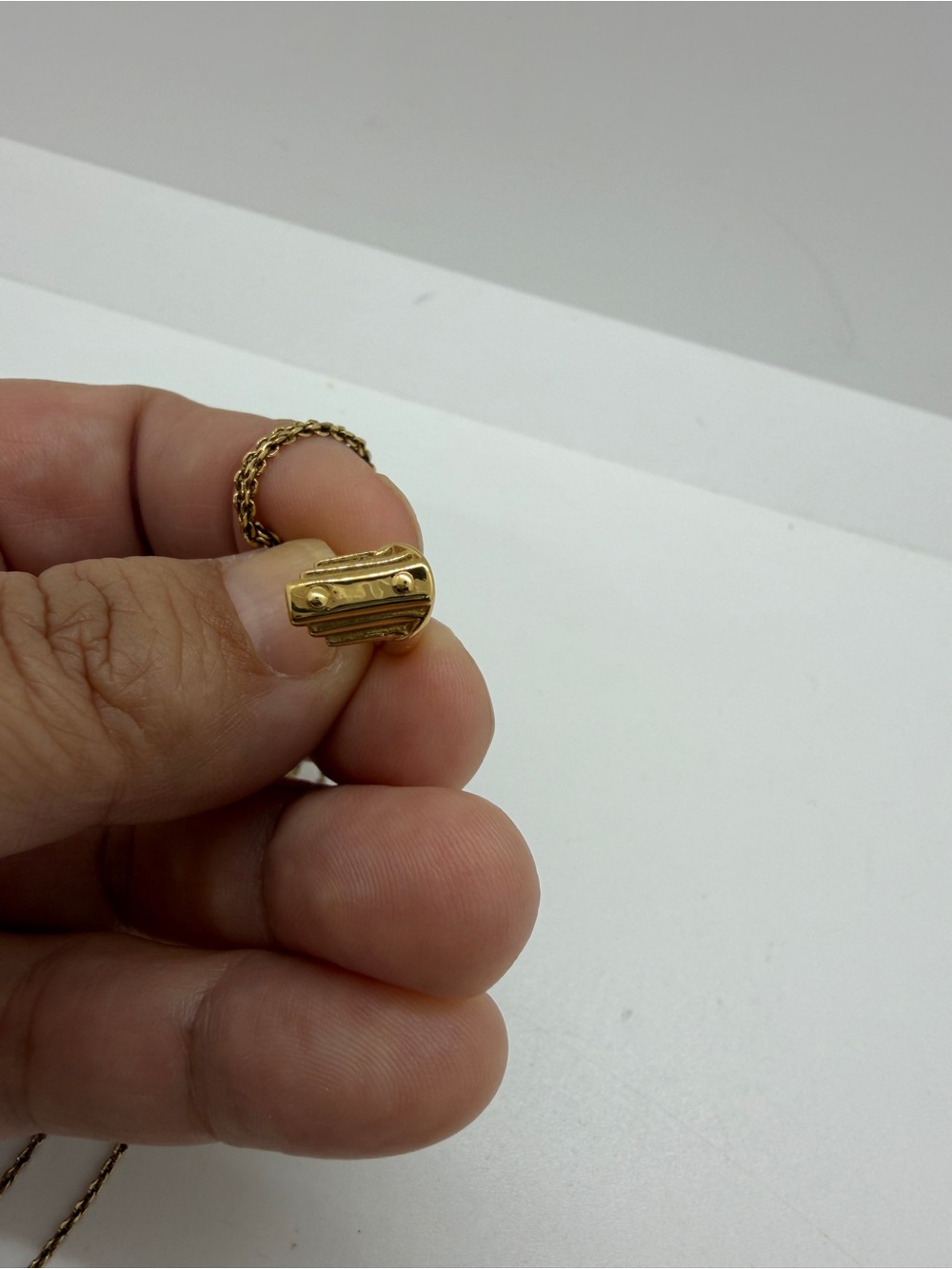 Authentic Louis Vuitton LV me “L” Necklace - Picture 11 of 12